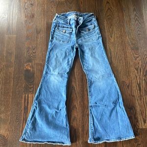 American Eagle festive flare